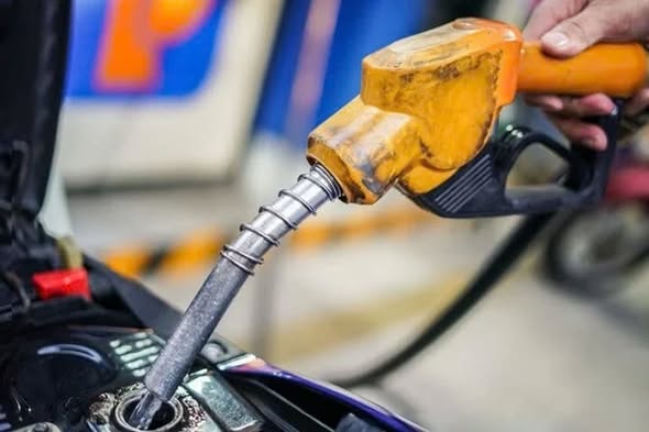 Phương án điều chỉnh thuế bảo vệ môi trường đối với các mặt hàng xăng dầu VỀ 0